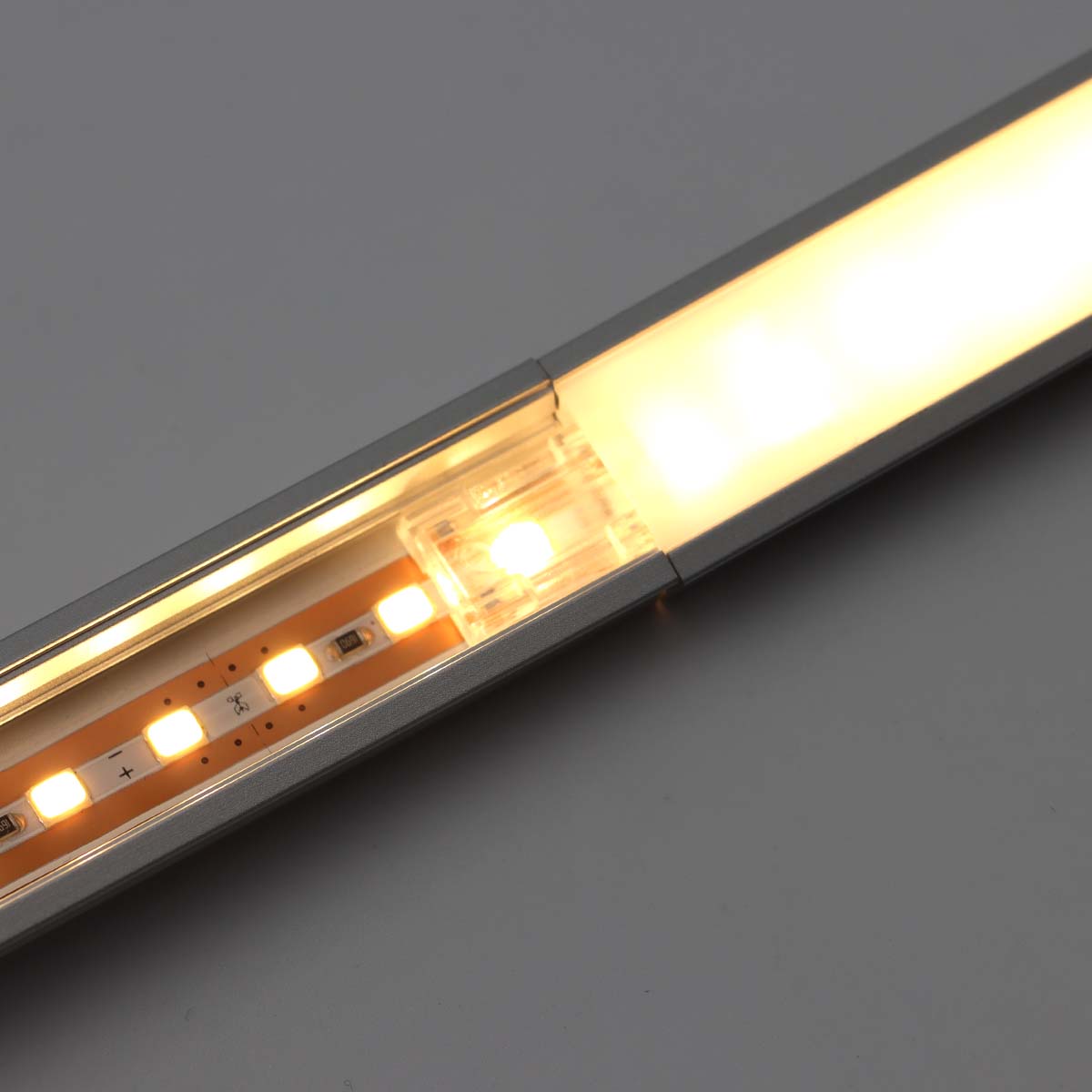 Send an inquiry for 30cm 10cm Connectable LED Aluminum Channels Strip Light Solutions to high quality Connectable LED Aluminum Channels Strip Light Solutions supplier. Wholesale Connectable LED Aluminum Channels Strip Light Solutions directly from China Connectable LED Aluminum Channels Strip Light Solutions manufacturers/exporters. Get a factory sale price list and become a distributor/agent-vstled.com