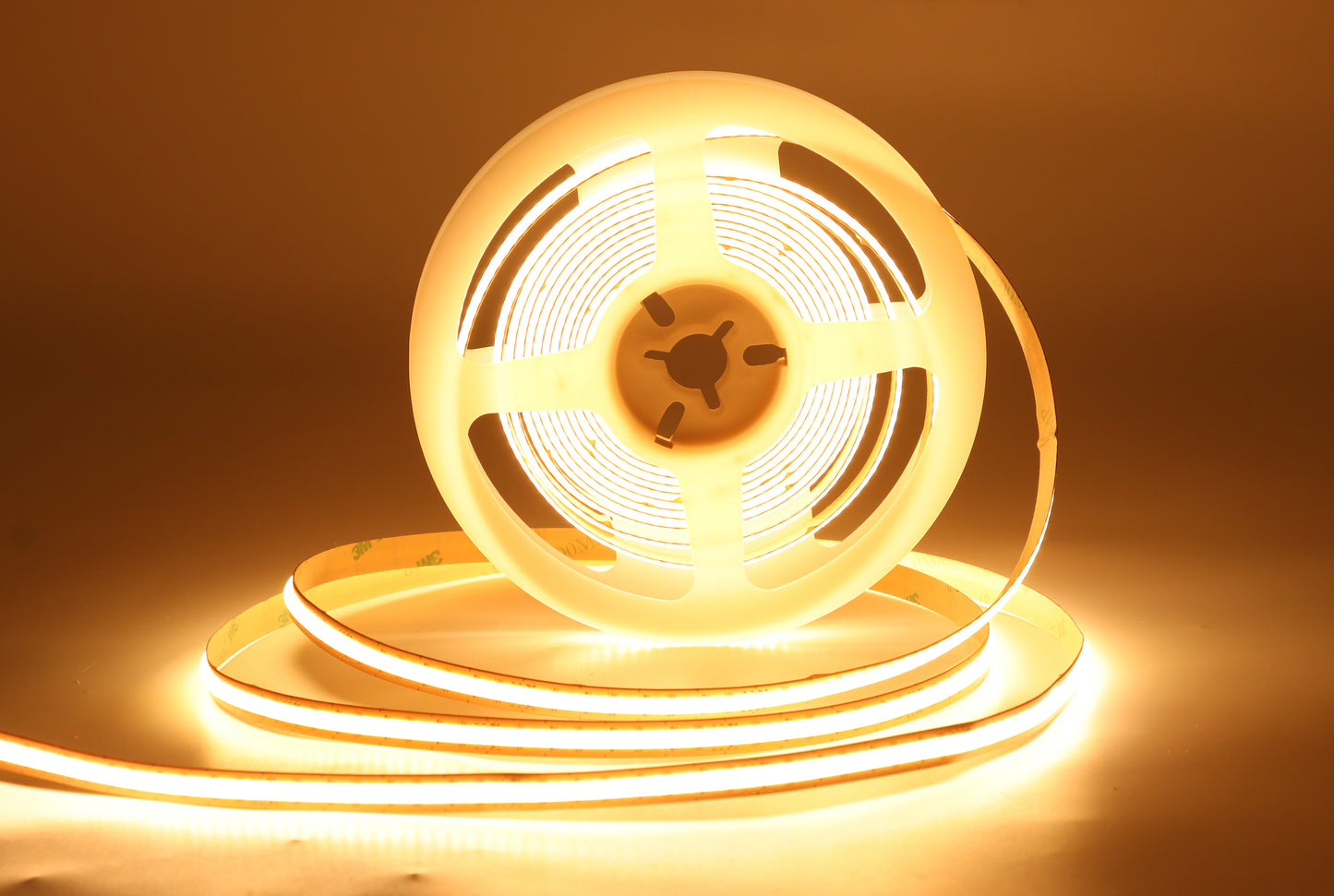 FB01 24V Tira de LED blanca cálida 8mm Cinta de luz LED comercial de alto brillo RoHS, CE para decoración de paredes 3000K/4000K/6500K